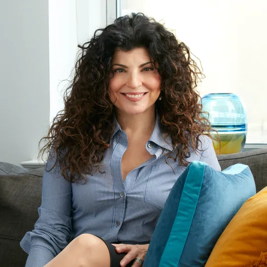 Rona Lynn, Agent in  - Compass