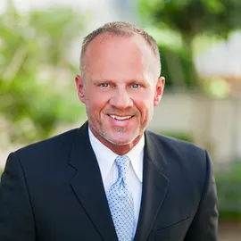 Joel Bennett, Agent in  - Compass