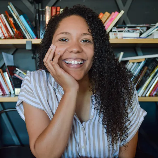 Amber Sanders, Agent in  - Compass