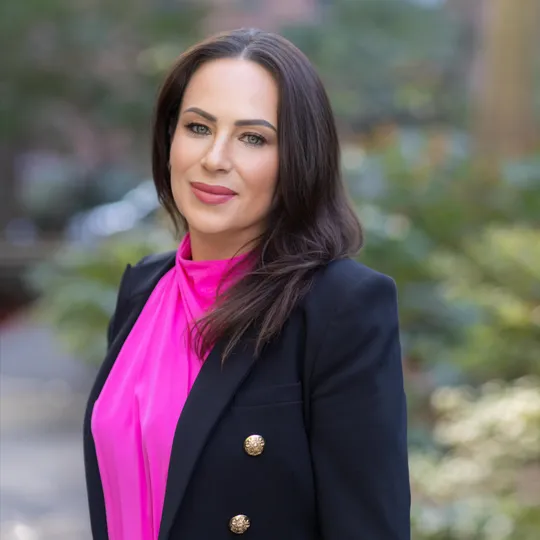 Daniella Leon, Agent in  - Compass