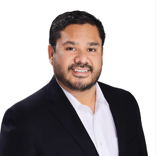 Raymond Torres, Agent in  - Compass