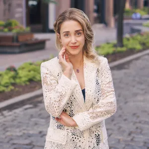 Crystal Zahedi