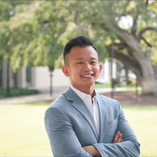 Peter Nguyen, Agent in  - Compass