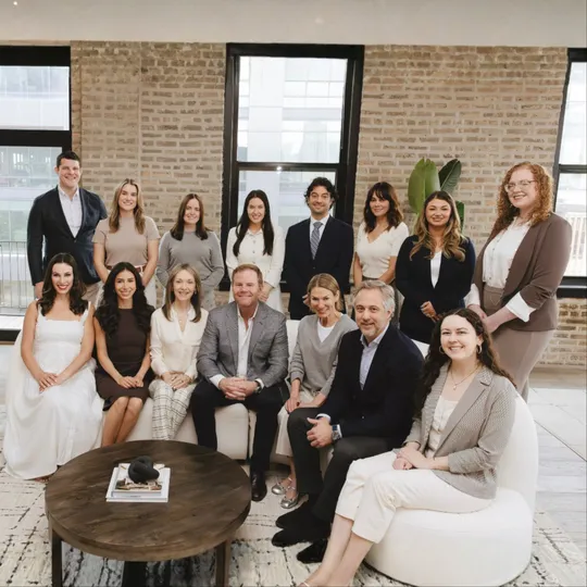 Lowe Group Chicago, Agent in  - Compass