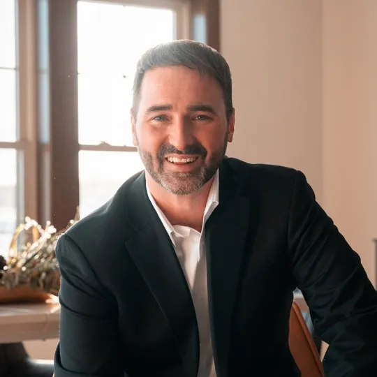 Matt Slaaen, Agent in  - Compass