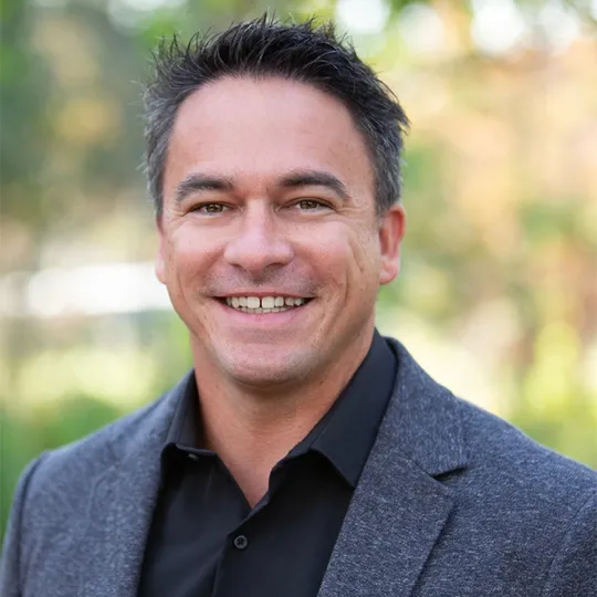 Joe Casella, Agent in  - Compass