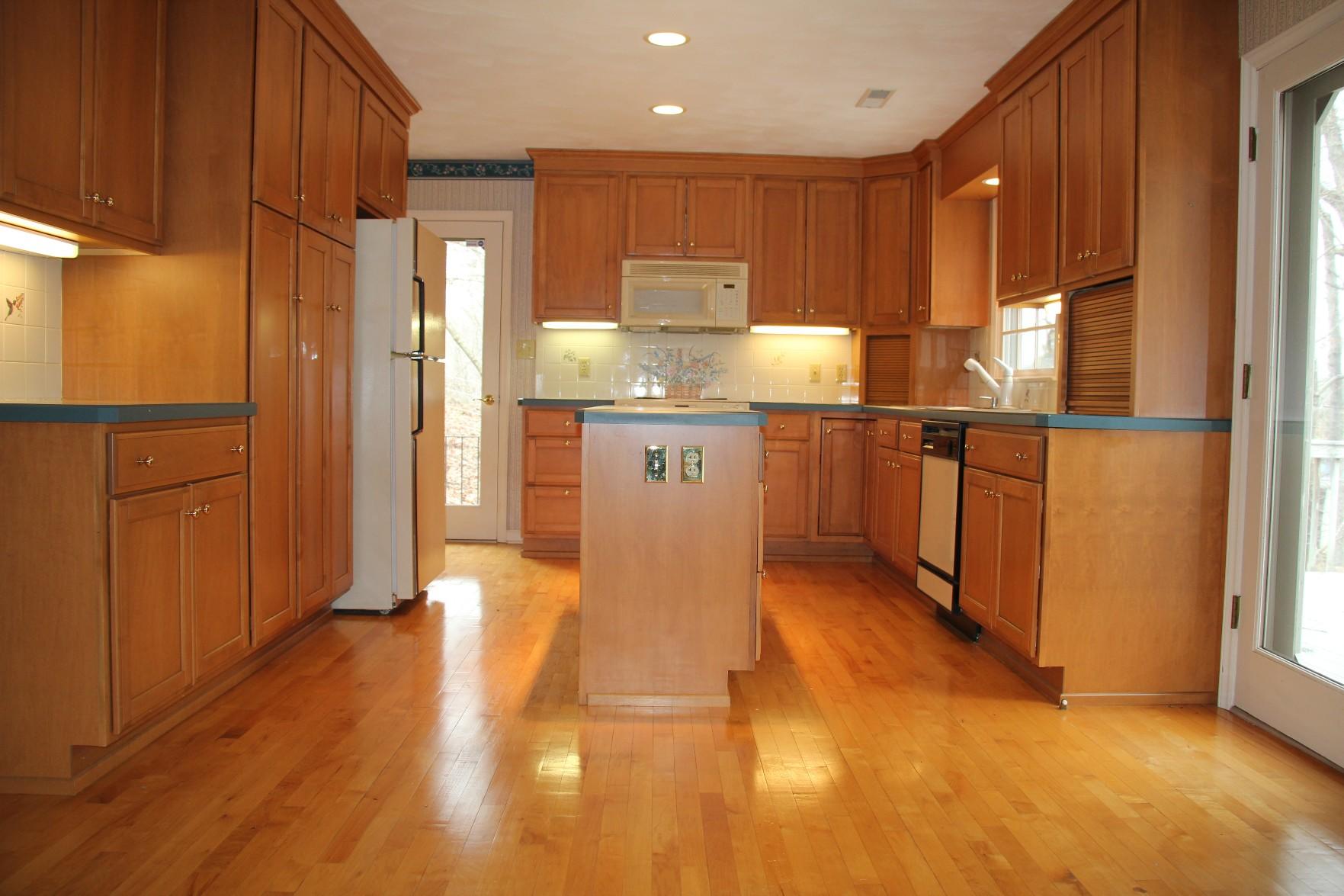 1180 Oak Ridge Road Buchanan, VA 24066 - Photo 8 of 49 7-7182