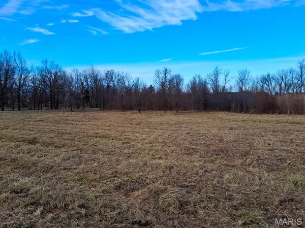 $200,000 | 11 Butcher Creek Drive, Moscow Mills, MO 63362