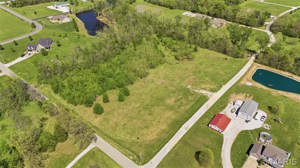 $200,000 | 11 Butcher Creek Drive, Moscow Mills, MO 63362