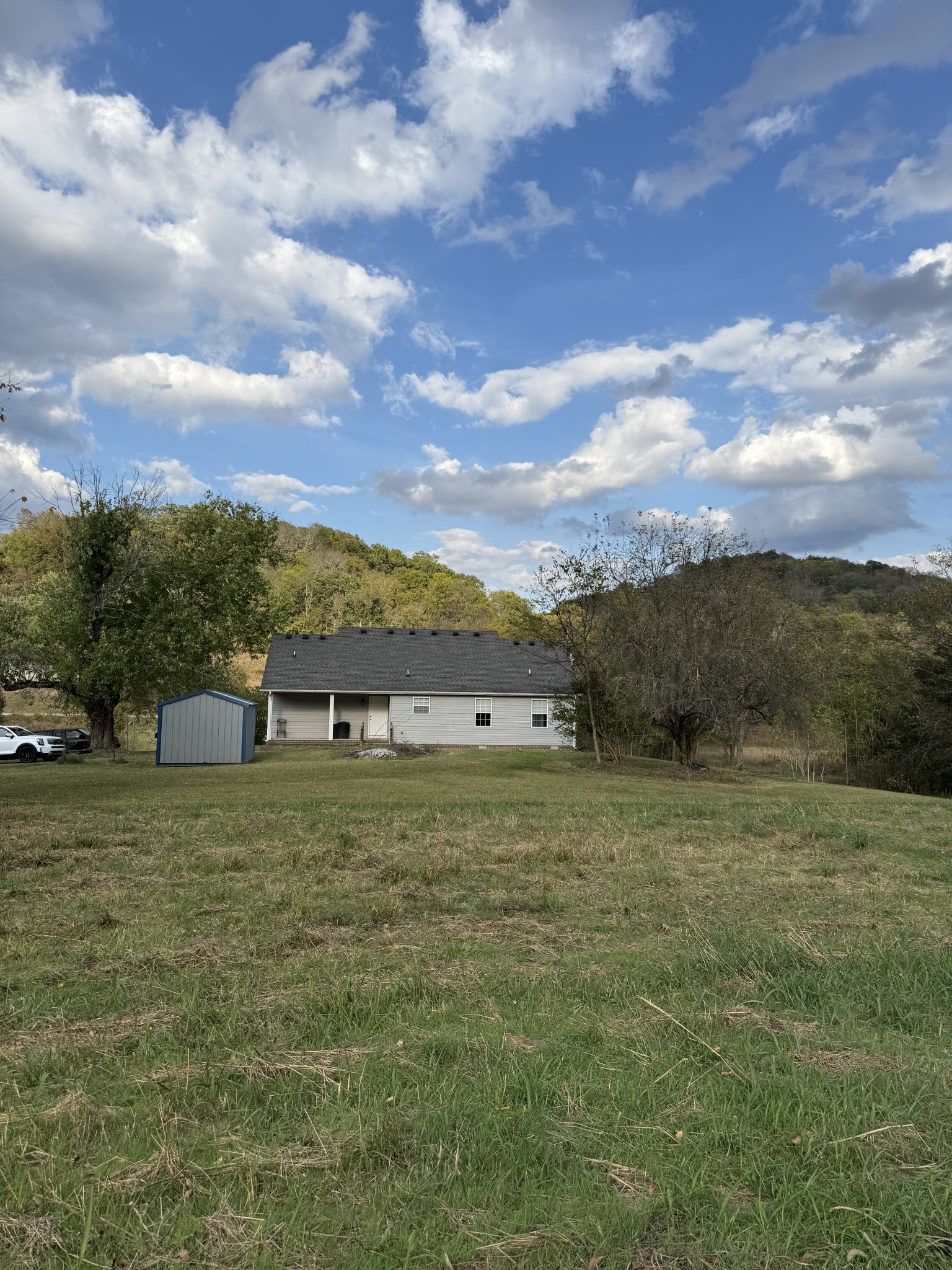 4205 Browning Branch Road Bethpage, TN 37022 - Photo 9 of 29 a view of a big yard with a house
