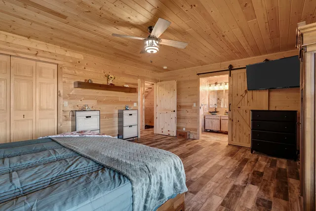 $879,000 | W902 County Road A, Burns, WI 54644