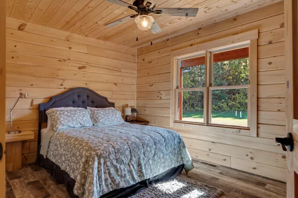 $879,000 | W902 County Road A, Burns, WI 54644