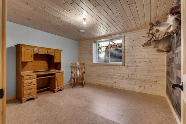 $879,000 | W902 County Road A, Burns, WI 54644