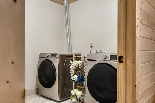 $879,000 | W902 County Road A, Burns, WI 54644