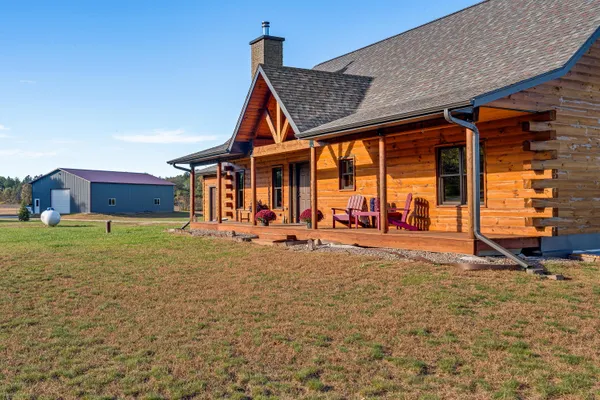 $879,000 | W902 County Road A, Burns, WI 54644