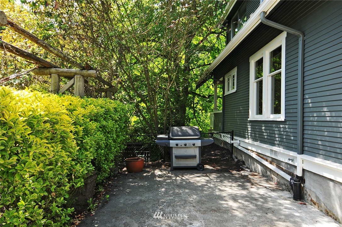 702 North 59th Street Seattle, WA 98103 - Photo 22 of 22