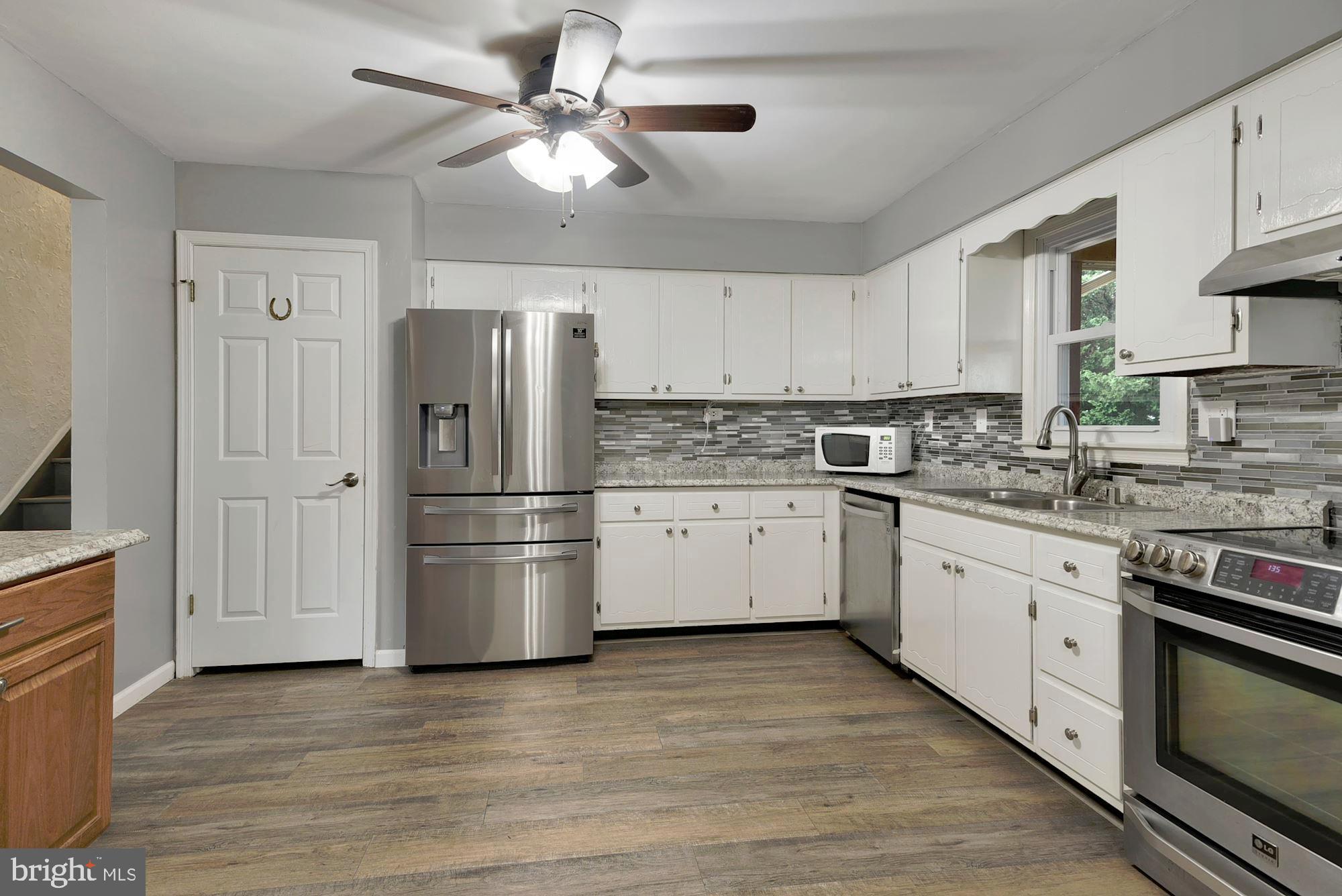 162 Sullivan Road Westminster, MD 21157 - Photo 11 of 35 Refreshed kitchen
