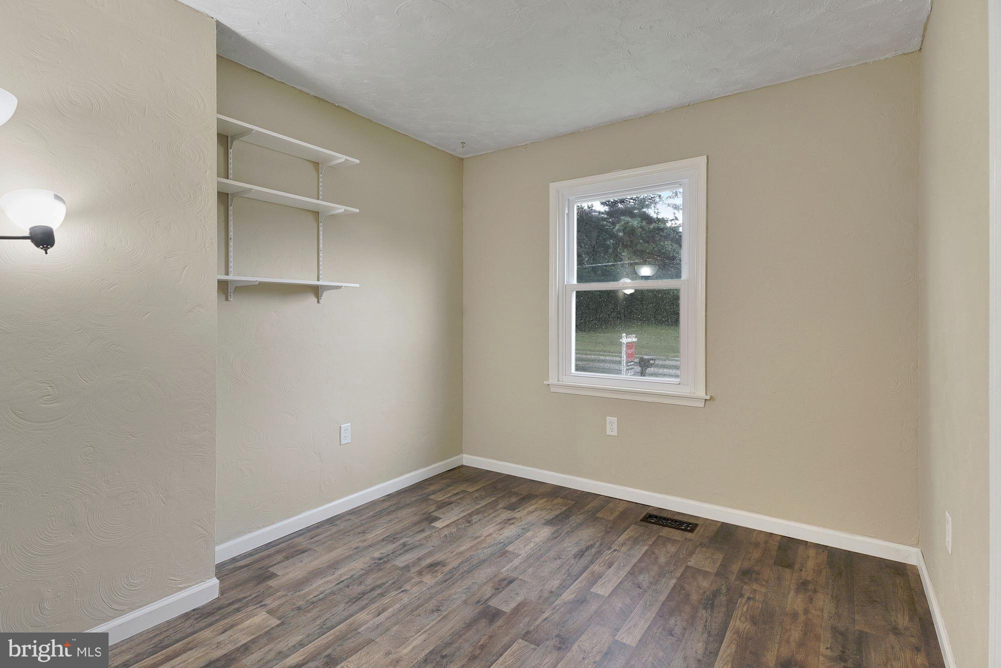 162 Sullivan Road Westminster, MD 21157 - Photo 21 of 35 Bedroom 3