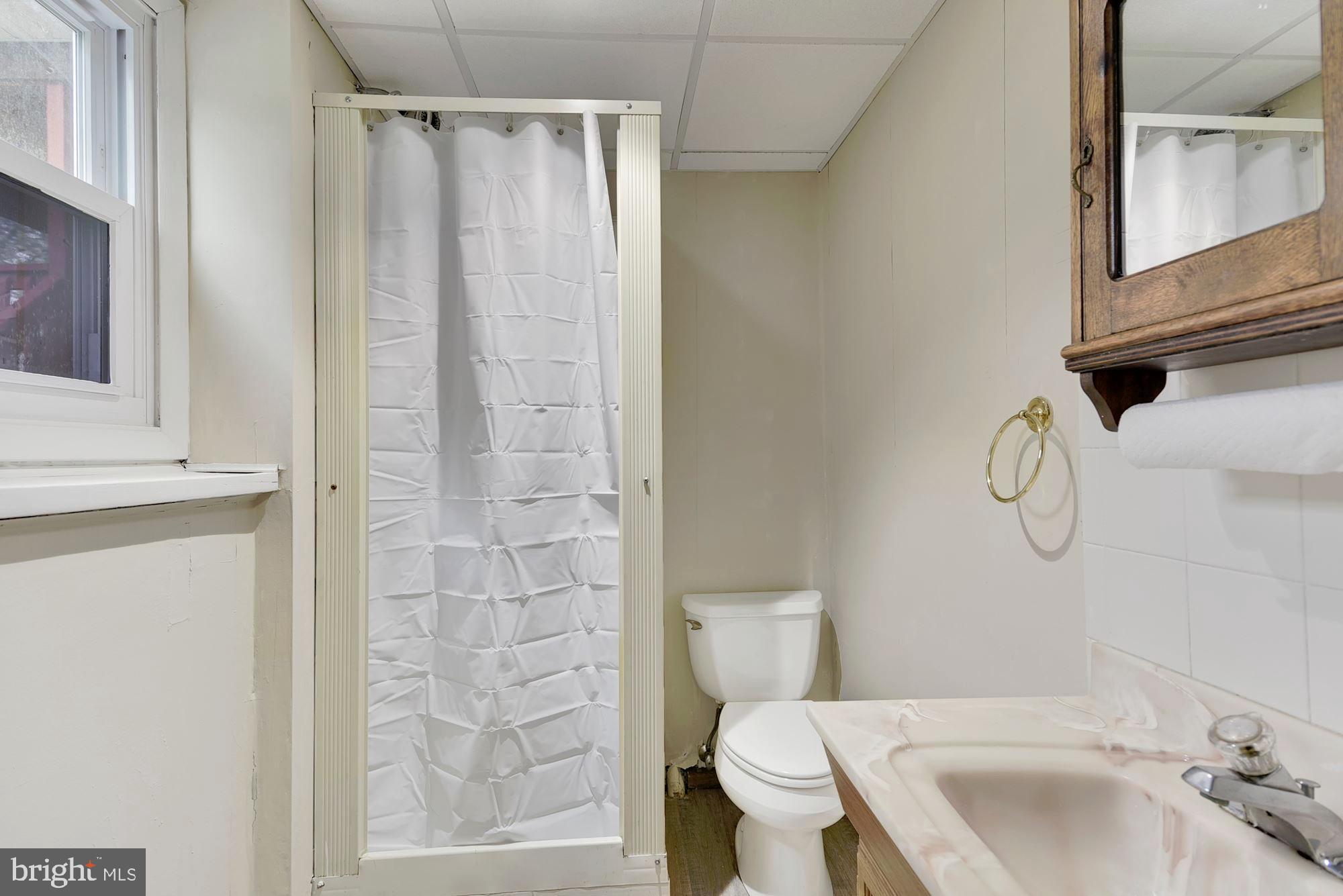 162 Sullivan Road Westminster, MD 21157 - Photo 30 of 35 Lower level bathroom