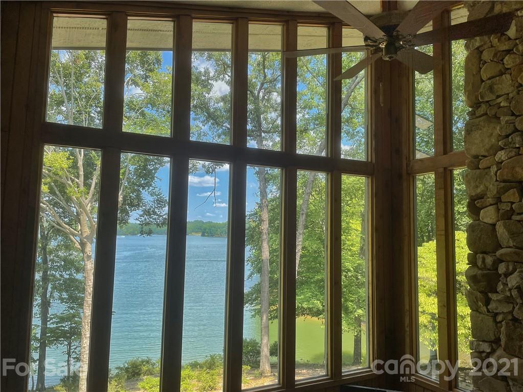 9401 Azalea Road Sherrills Ford, NC 28673 - Photo 4 of 23 Gallery Image 4