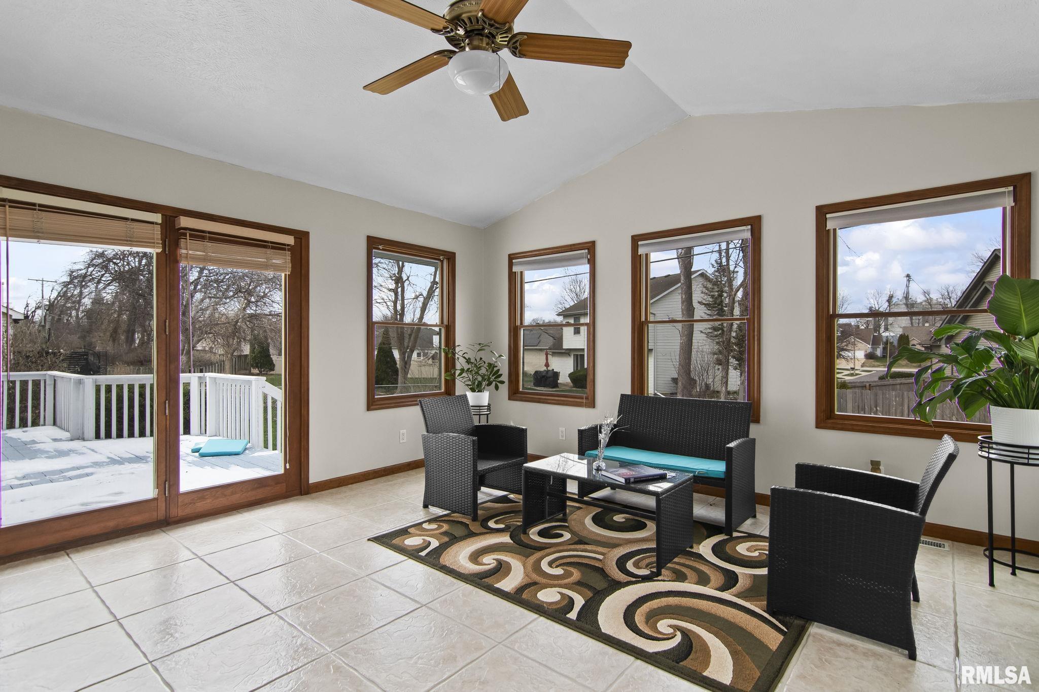 4521 Barrington Drive Springfield, IL 62711 - Photo 17 of 40