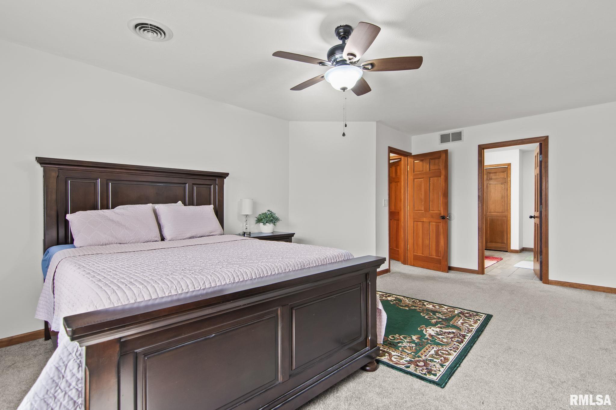 4521 Barrington Drive Springfield, IL 62711 - Photo 21 of 40