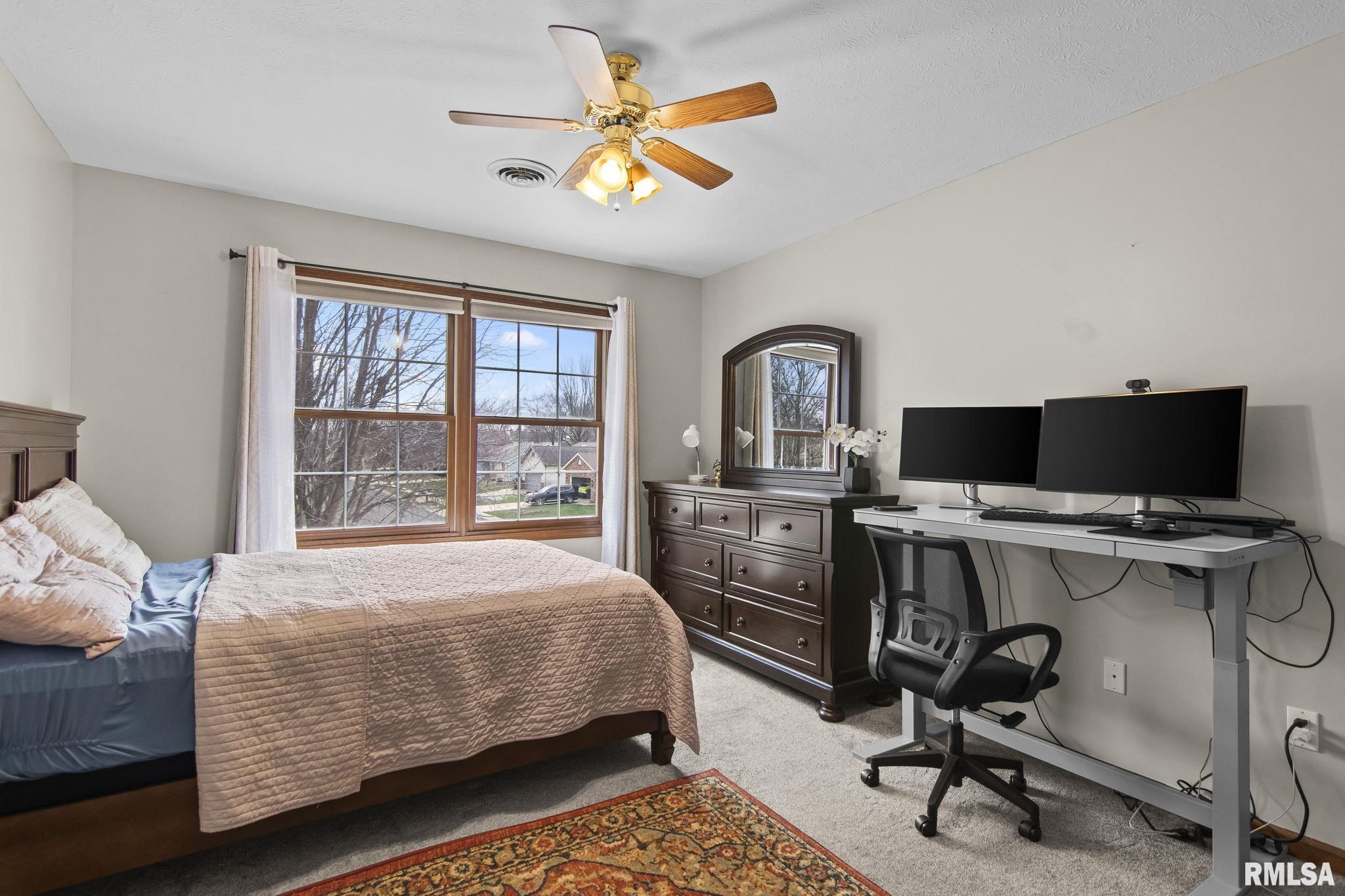 4521 Barrington Drive Springfield, IL 62711 - Photo 24 of 40