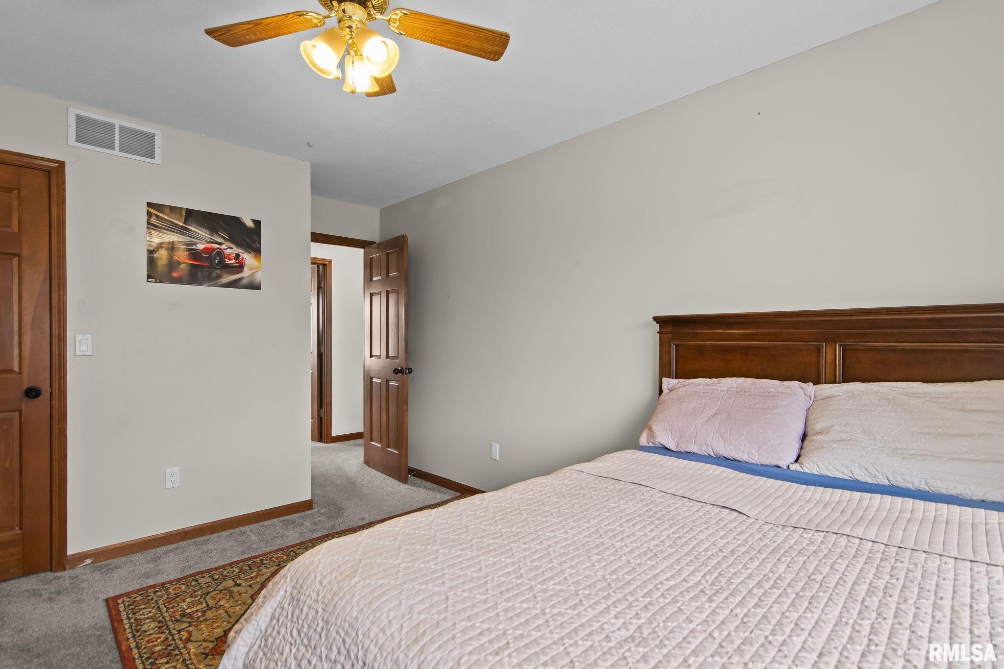 4521 Barrington Drive Springfield, IL 62711 - Photo 25 of 40