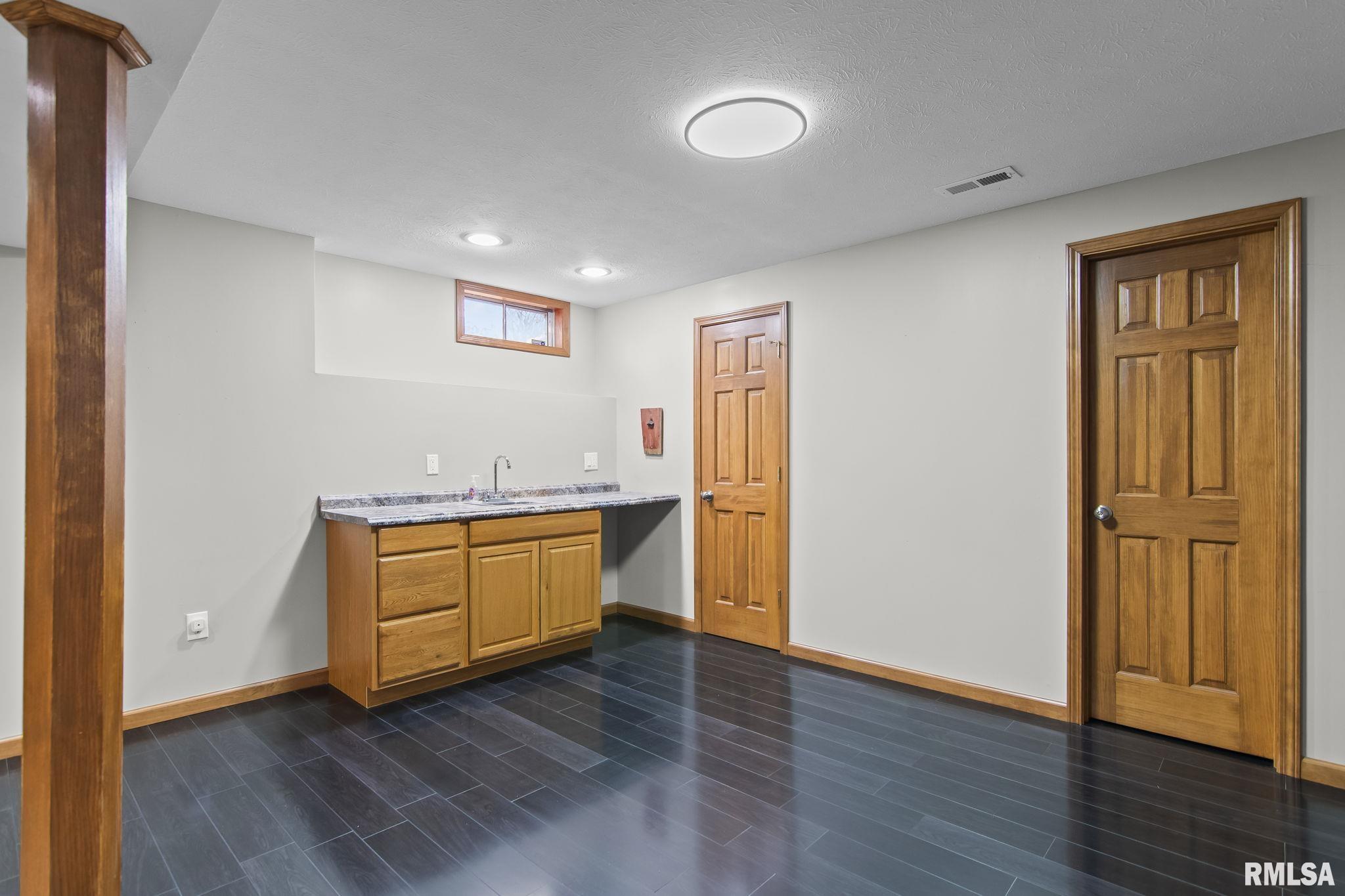 4521 Barrington Drive Springfield, IL 62711 - Photo 29 of 40