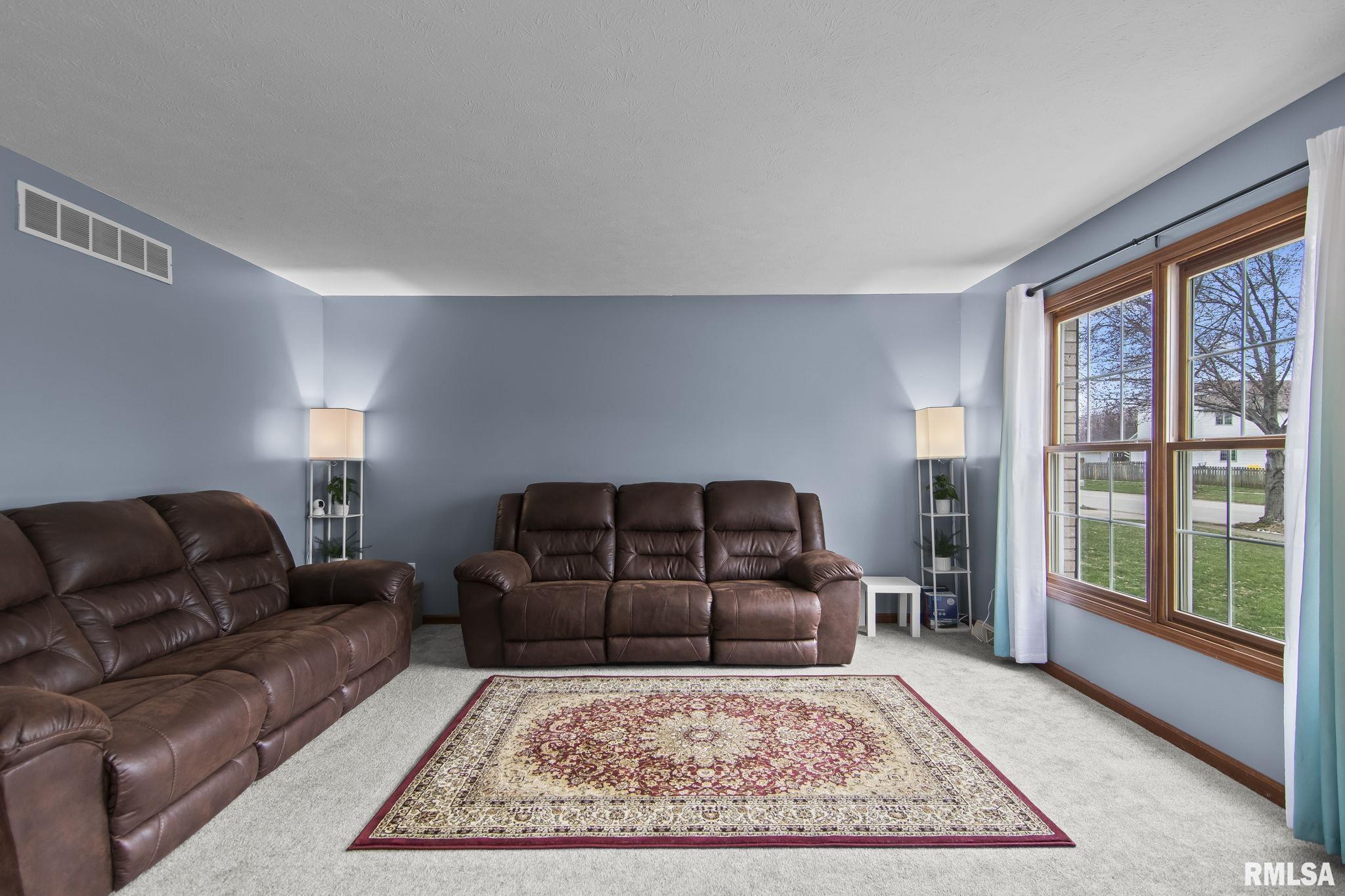 4521 Barrington Drive Springfield, IL 62711 - Photo 5 of 40