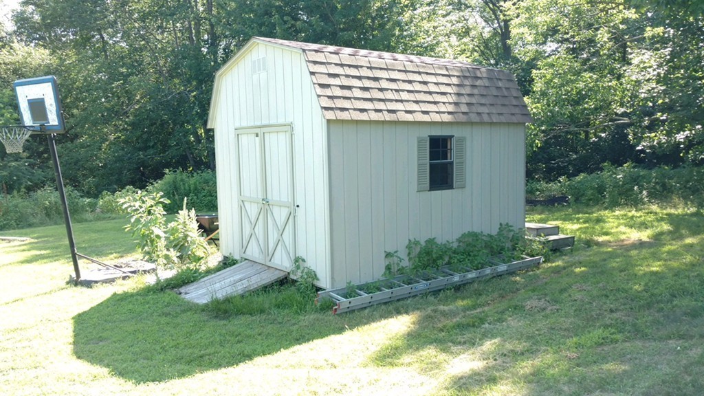 55 J Davis Road Charlton, MA 01507 - Photo 22 of 23