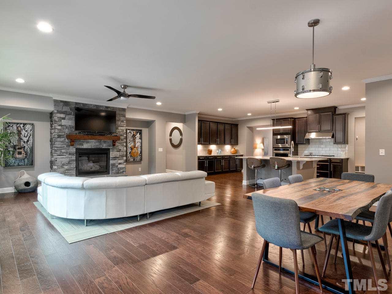 3108 Umstead View Drive Raleigh, NC 27607 - Photo 5 of 30 Gallery Image 5