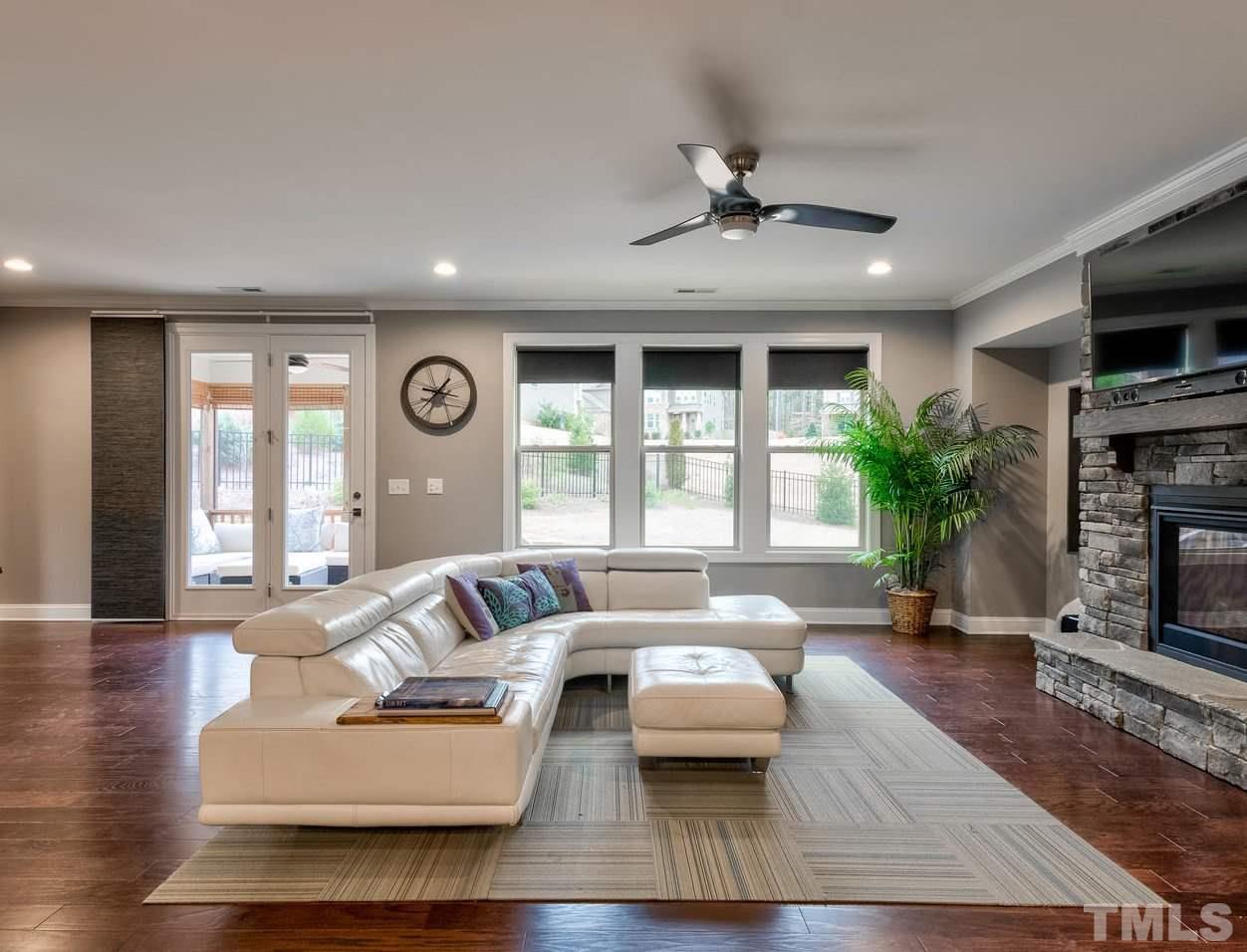 3108 Umstead View Drive Raleigh, NC 27607 - Photo 6 of 30 Gallery Image 6
