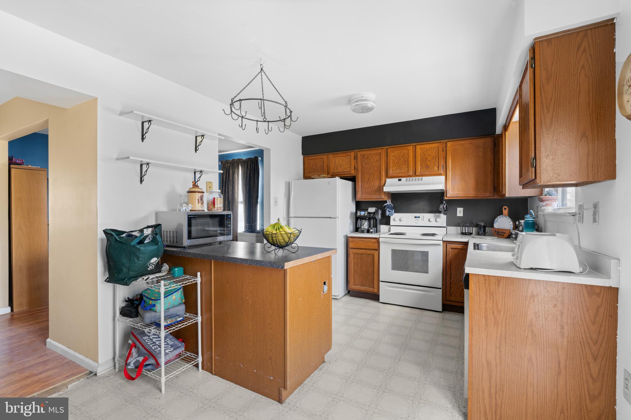 2012 Clover Mill Road Quakertown, PA 18951 - Photo 10 of 26