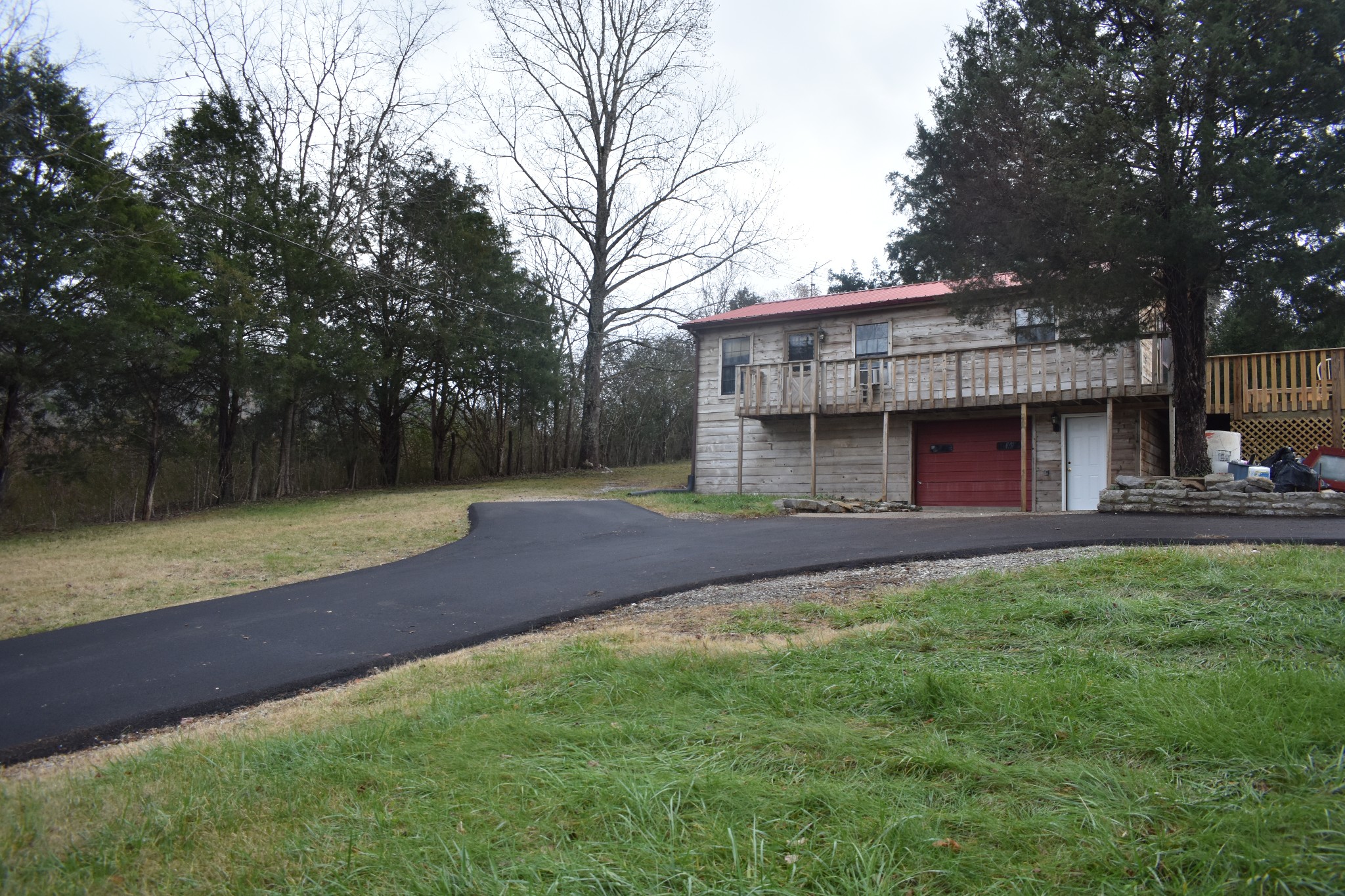 135 Hogan's Creek Road Carthage, TN 37030 - Photo 4 of 14 Gallery Image 4
