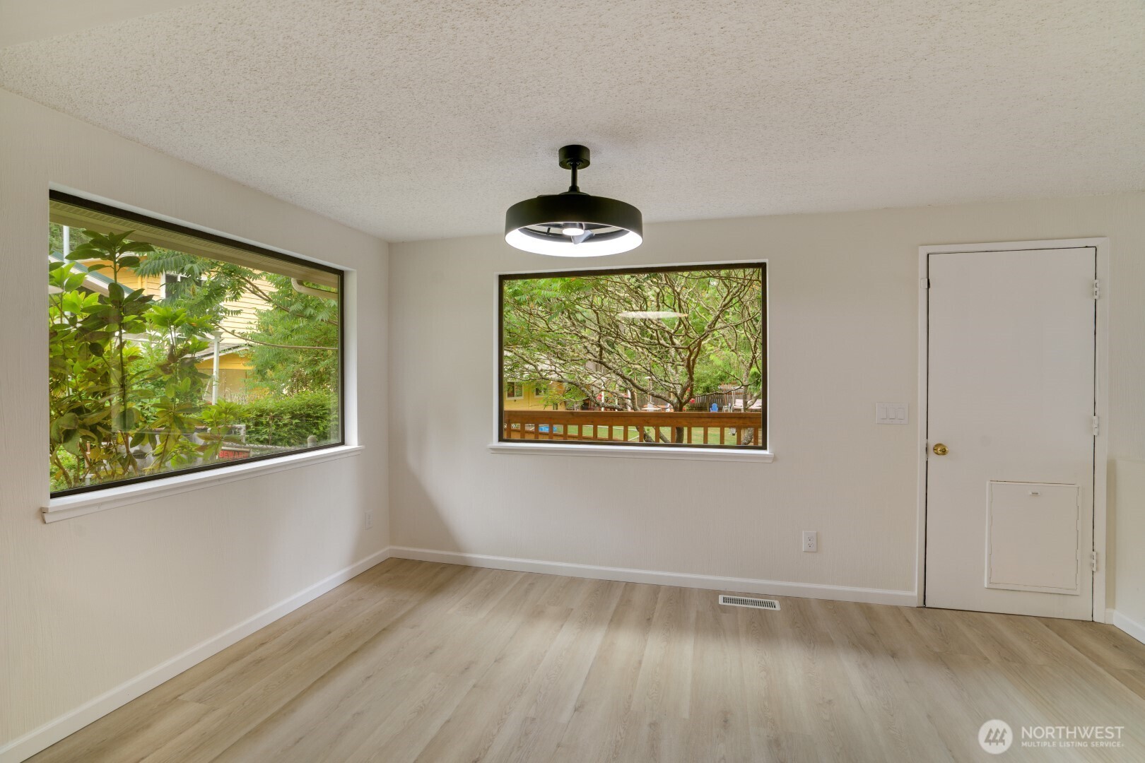 4270 Fir Drive Northeast Bremerton, WA 98310 - Photo 7 of 40