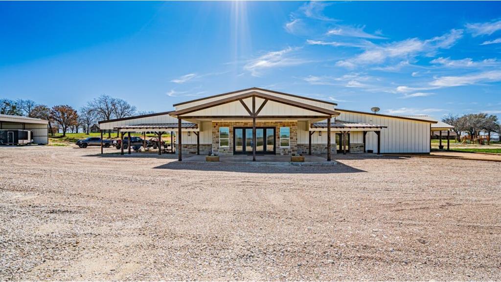 8900 Nix Road Tolar, TX 76476 - Photo 2 of 37 Gallery Image 2