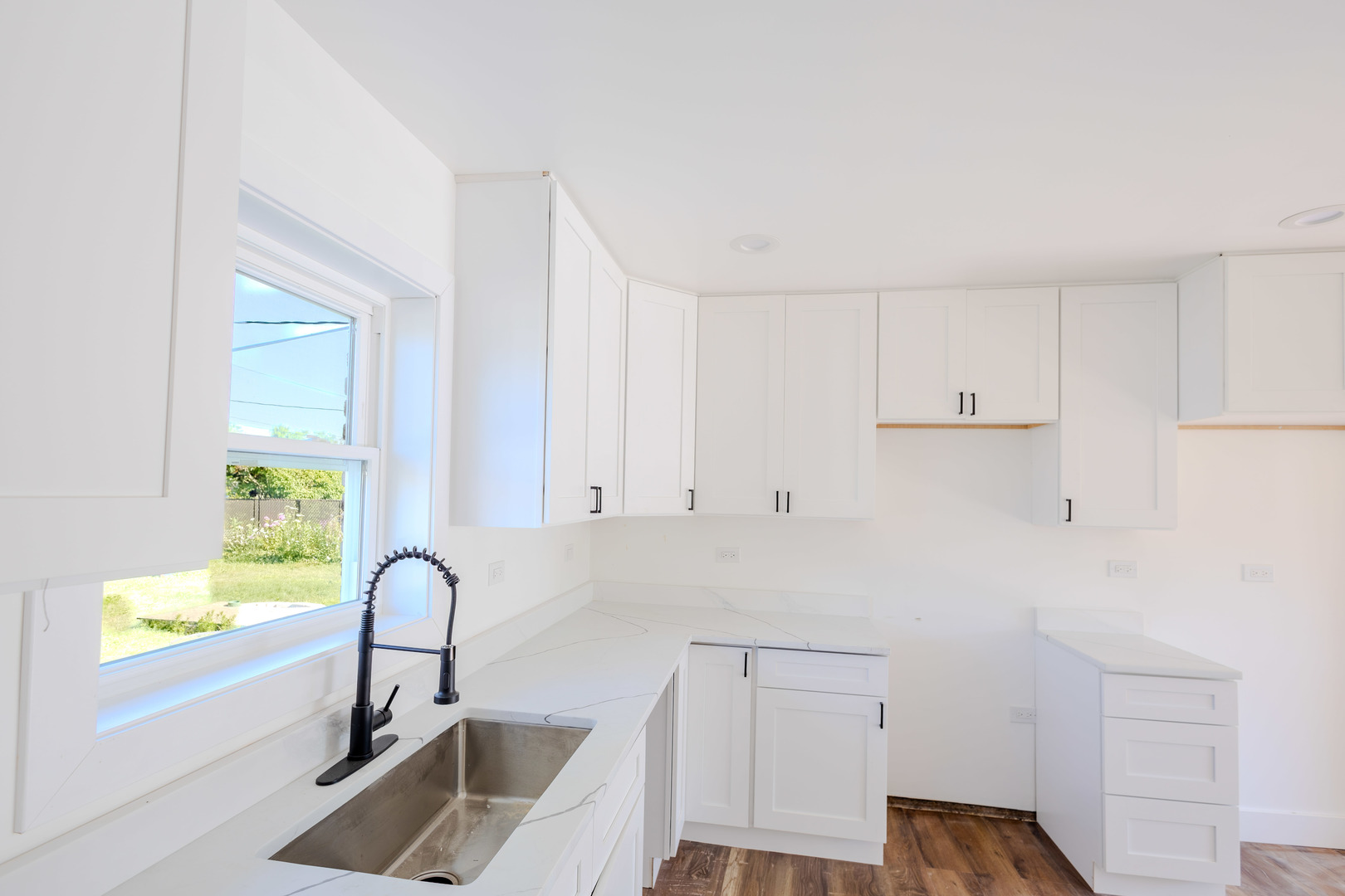10741 Mason Avenue Chicago Ridge, IL 60415 - Photo 6 of 33 Gallery Image 6