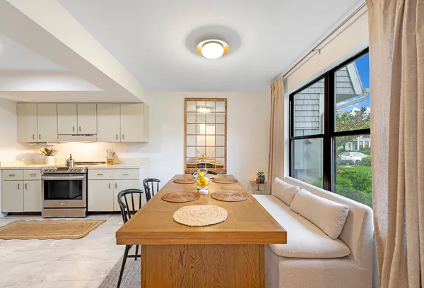 $25,000 | 50 Hubbard Lane, Unit 62, Southampton, NY 11968