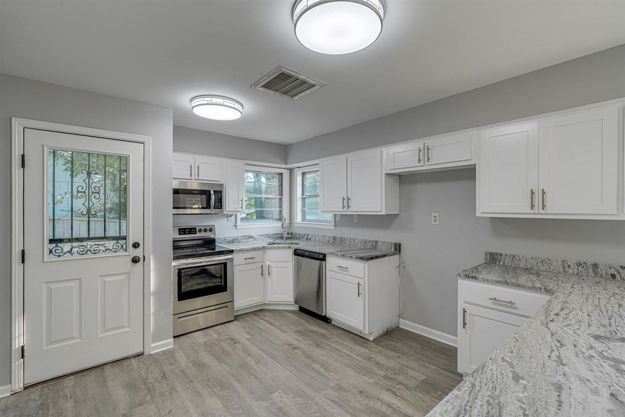 3144 Sycamore View Road Bartlett, TN 38134 - Photo 3 of 21