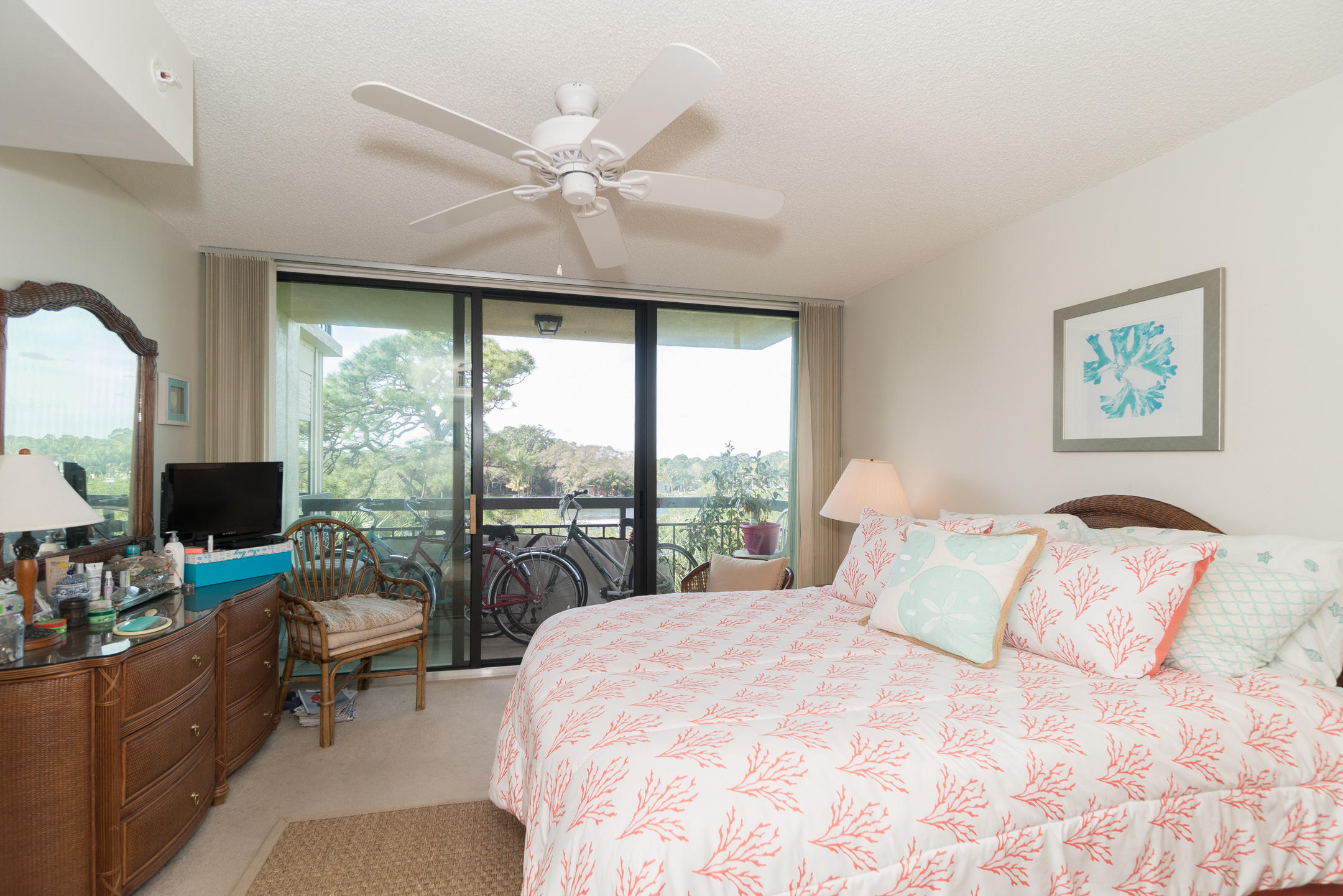 2101 Marina Isle Way, Unit 406 Jupiter, FL 33477 - Photo 12 of 28 BED MASTER