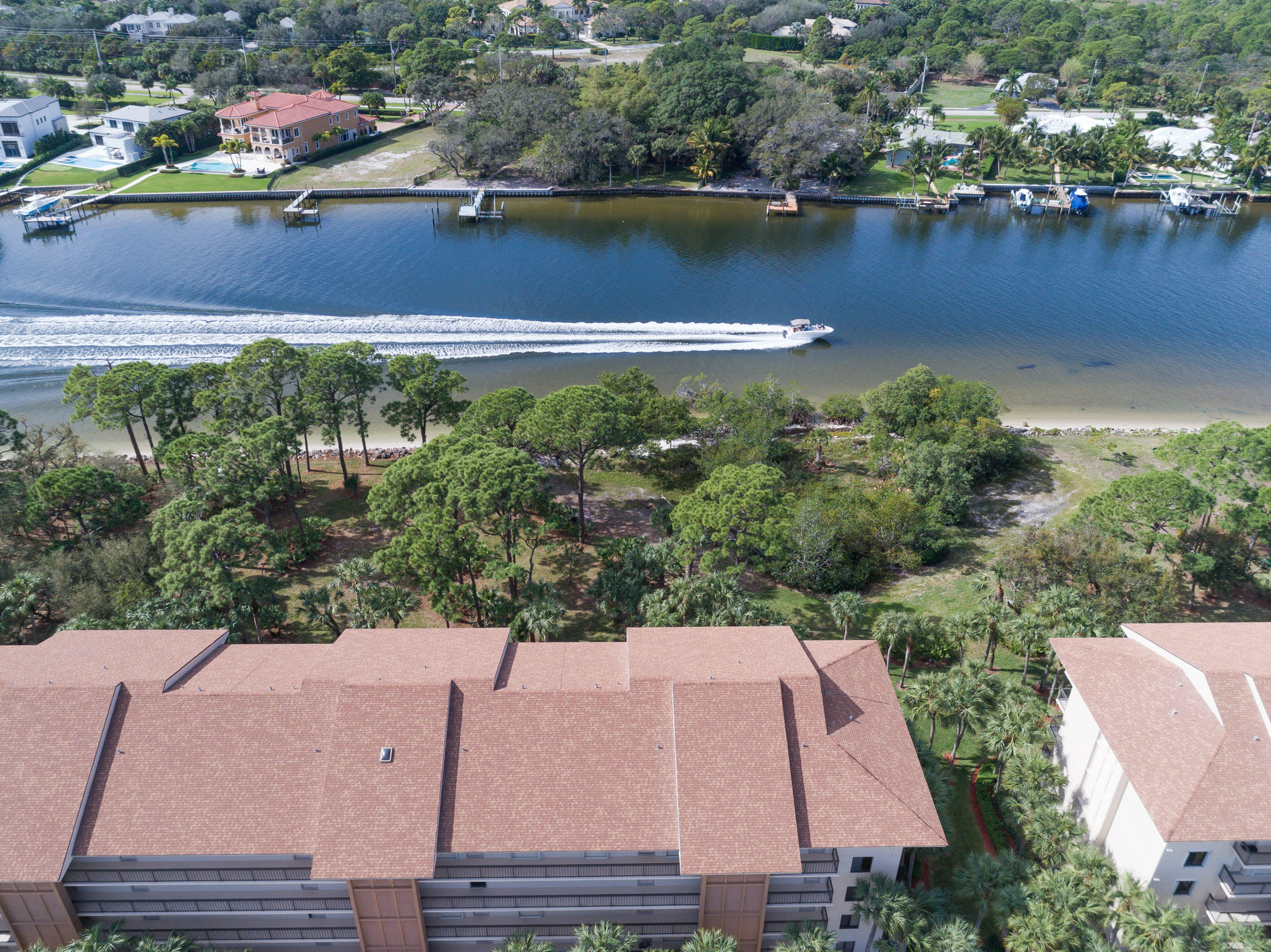 2101 Marina Isle Way, Unit 406 Jupiter, FL 33477 - Photo 28 of 28 INTRA BOAT 2