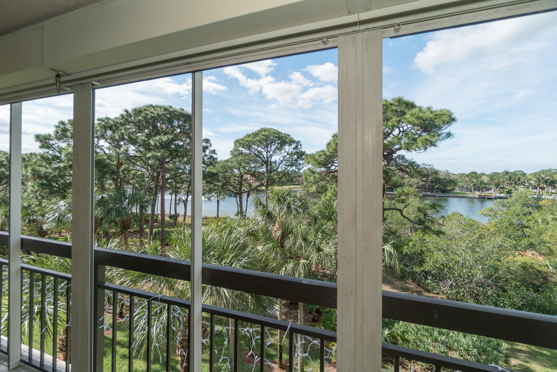 2101 Marina Isle Way, Unit 406 Jupiter, FL 33477 - Photo 4 of 28 BAL VIEW 2
