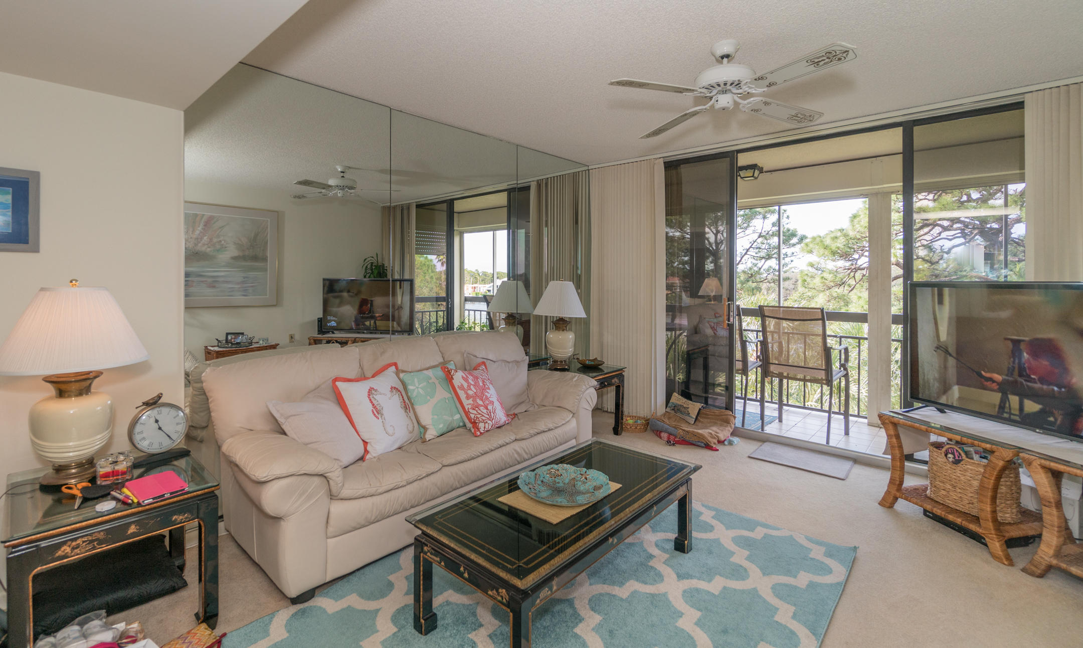 2101 Marina Isle Way, Unit 406 Jupiter, FL 33477 - Photo 9 of 28 LIV 2