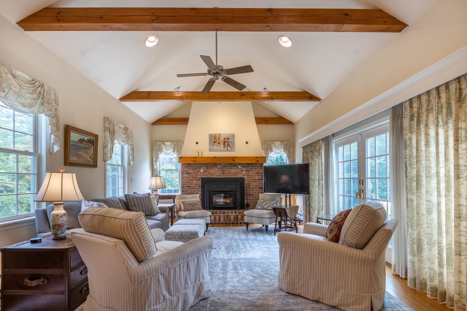 359 Hawk Pine Road Norwich, VT 05055 - Photo 6 of 38