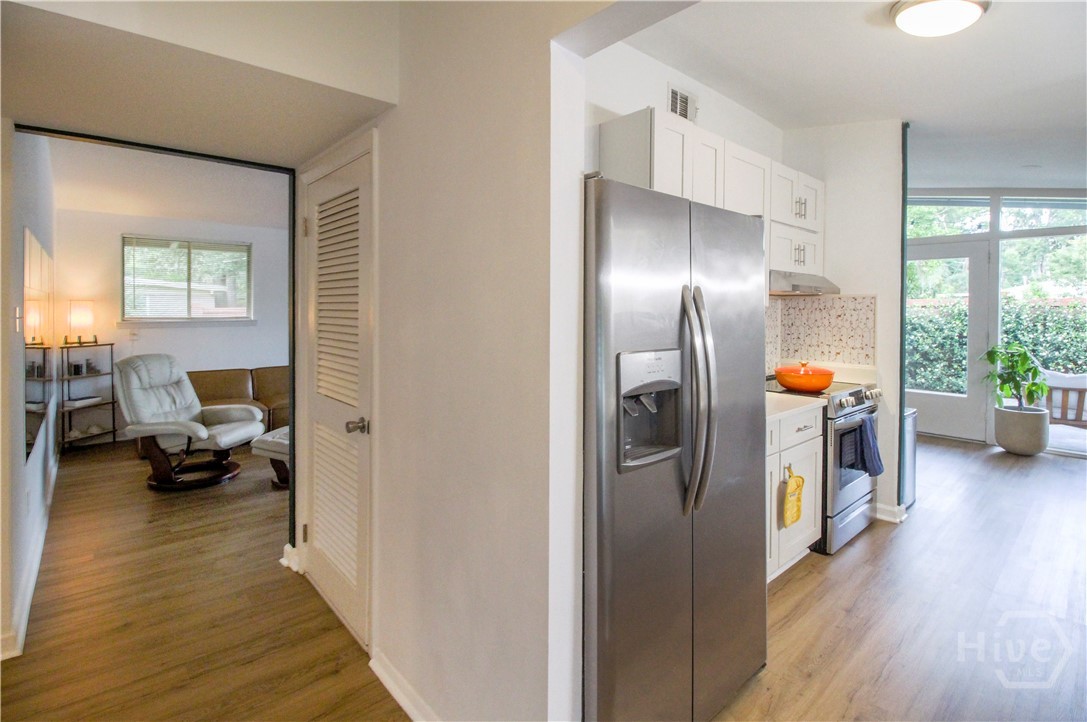 320 Windsor Road Savannah, GA 31419 - Photo 3 of 34