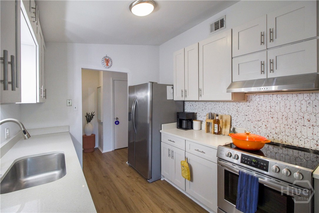 320 Windsor Road Savannah, GA 31419 - Photo 6 of 34