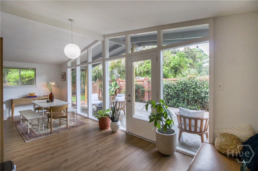 320 Windsor Road Savannah, GA 31419 - Photo 7 of 34