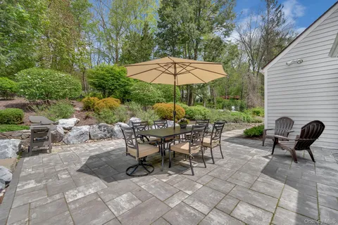 $1,249,000 | 508 Millwood Road, Mount Kisco, NY 10549