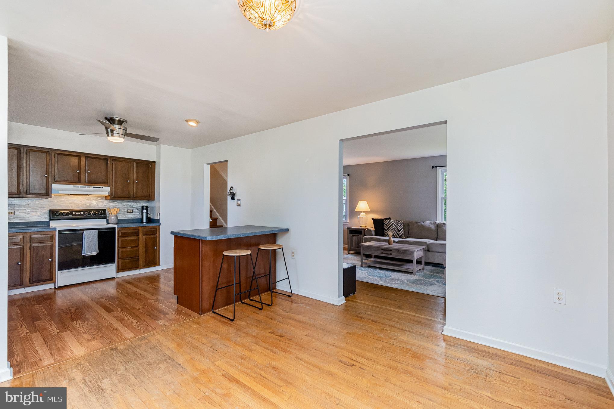 64 Marlyn Drive Elkton, MD 21921 - Photo 9 of 34 OPENS TO KITCHEN